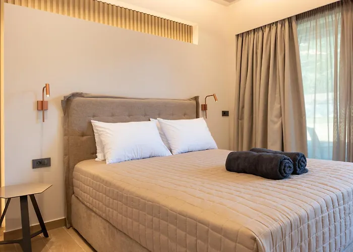 Esthisea * Kalamáta