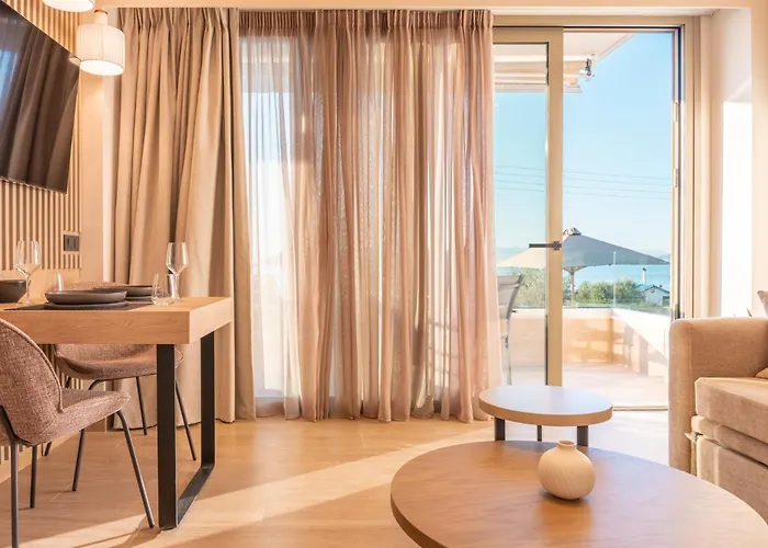 Esthisea * Kalamáta