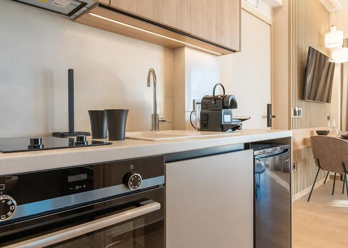 Esthisea * Kalamáta